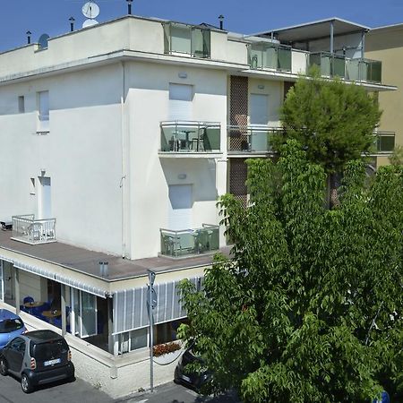 Hotel Ave Rimini Eksteriør billede