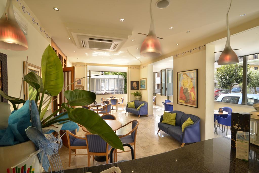 Hotel Ave Rimini Eksteriør billede