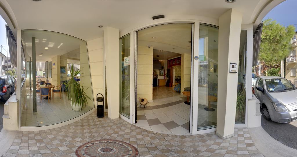 Hotel Ave Rimini Eksteriør billede