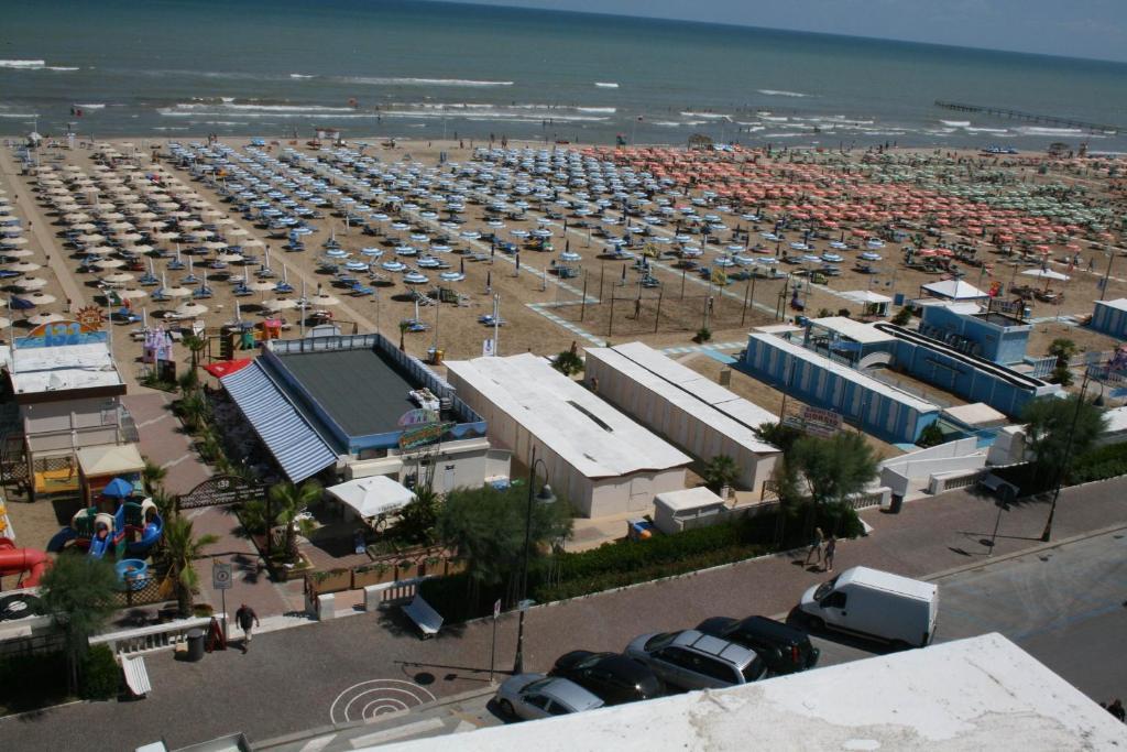 Hotel Ave Rimini Eksteriør billede